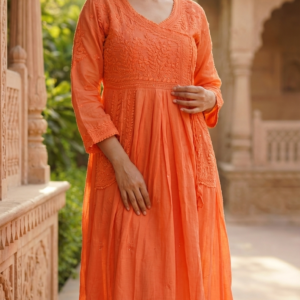 Pure Muslin Pocket Gown with Mukaish Work