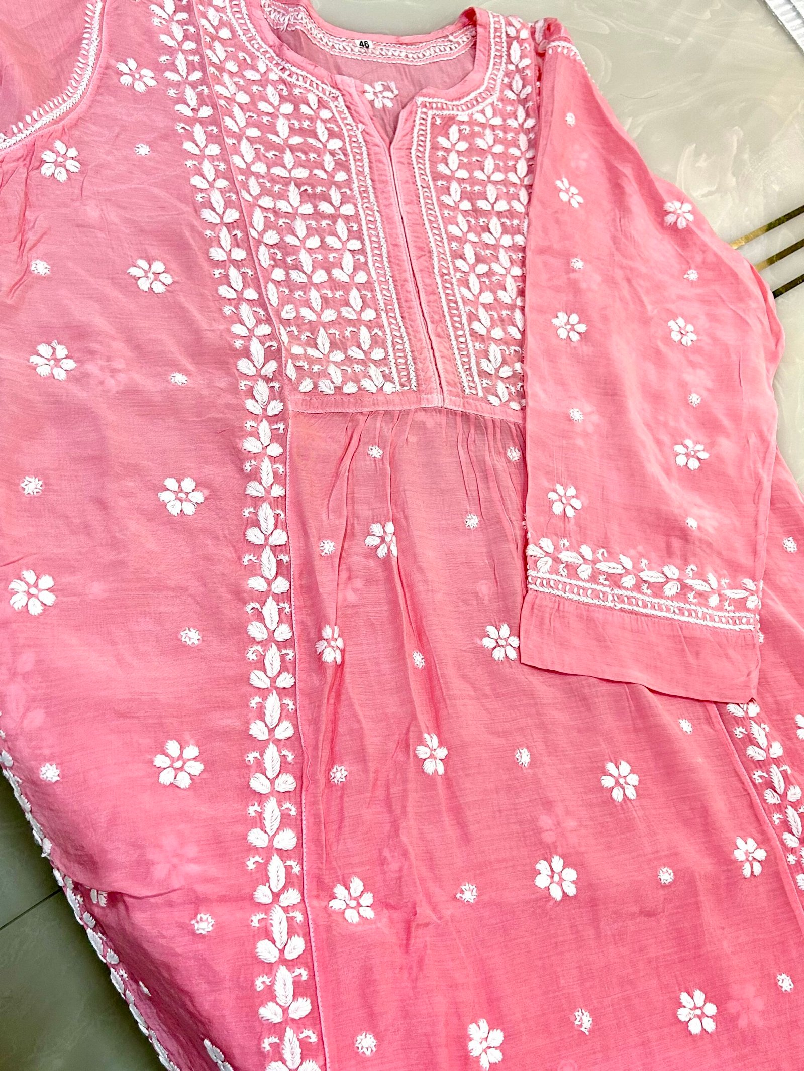 Muslin Kurta and Pant Set. - Image 4